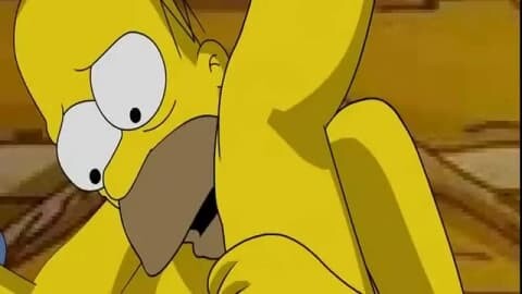 Homer offre à Marge la meilleure nuit de anal dans le lit